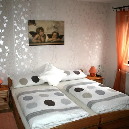 Ferienwohnung Alftalblick Apartamento